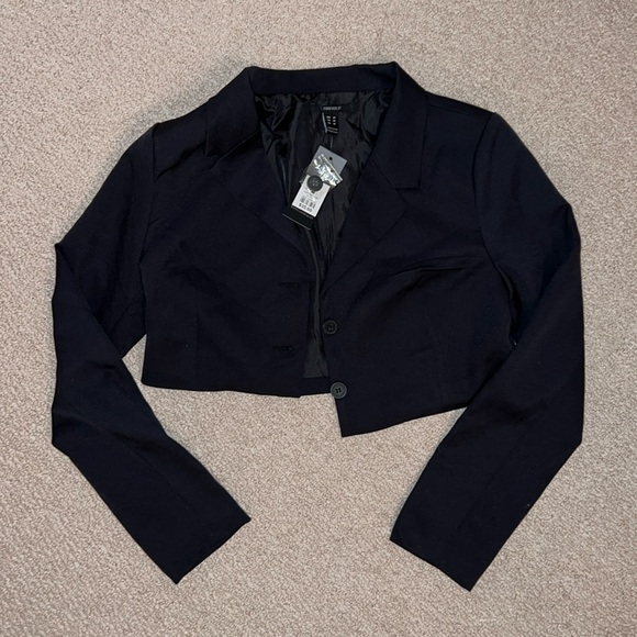 Forever 21 Cropped Blazer - Picture 1 of 5